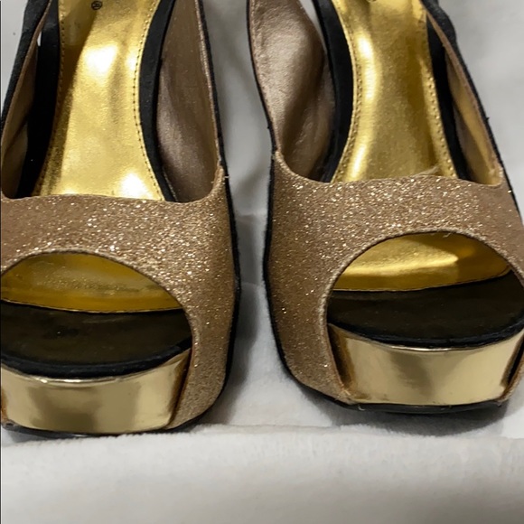Quips platform pumps✨ - Picture 5 of 8